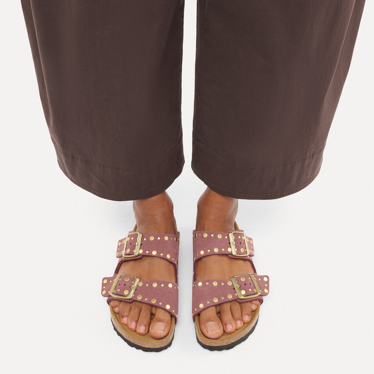 Birkenstock Arizona Rivets Pepper on-foot close-up